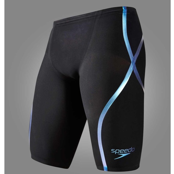 LZR Racer в 2008 году на пловцах